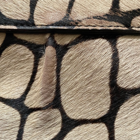 Gorgeous ponyhair wristlet/shoulder bag - Picture 5 of 6